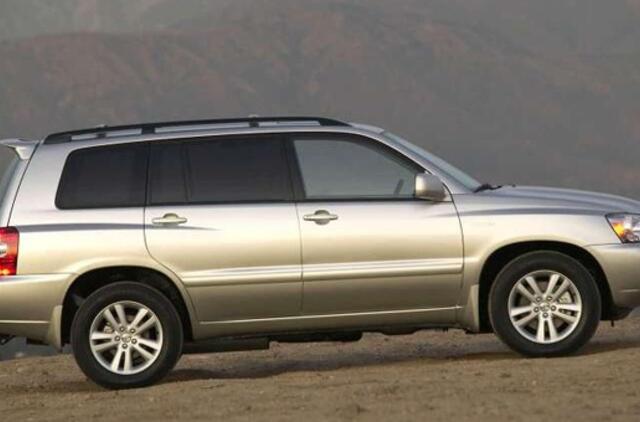 "Toyota" - dar vienoje milijoninio automobilių atšaukimo istorijoje