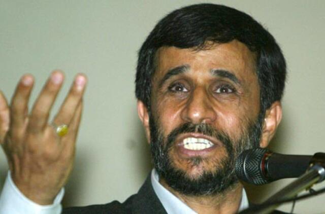 Žydų premjeras nepaiso Mahmudo Ahmadinedžado įžeidimų