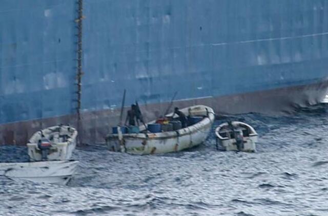 Bandydami užgrobti karinį laivą žuvo trys Somalio piratai