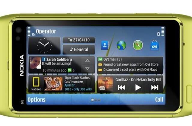 Išmanieji telefonai "Nokia N8" rinkoje pasirodė su defektais
