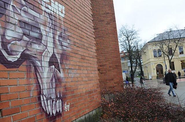 Klaipėda karo grafitininkams neskelbs