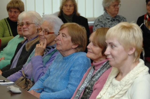 Klaipėdos senjorai šturmuoja universitetą