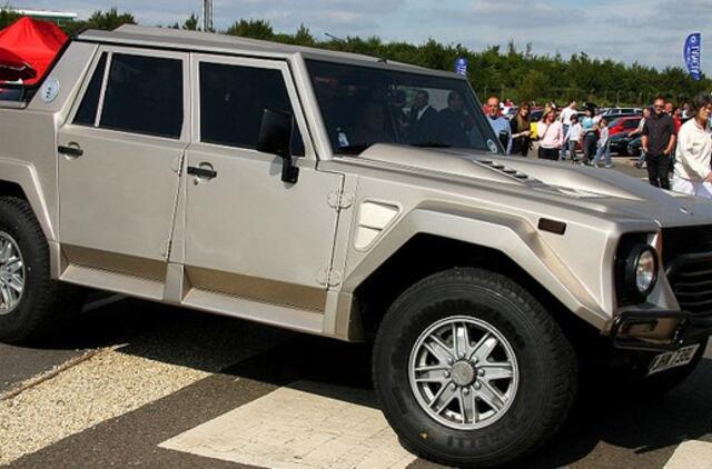 Kompanija "Lamborghini" prisiminė mokanti gaminti visureigius