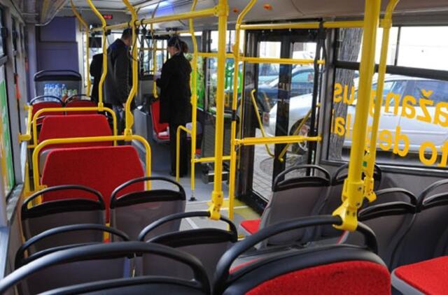 Nuomonė: ar tikrai keliauti viešuoju transportu yra pigiau?