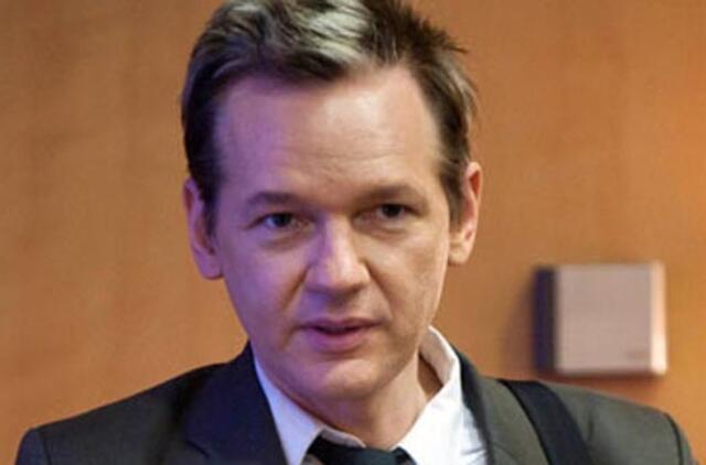 Švedija išdavė arešto orderį suimti Džulianą Asandžą