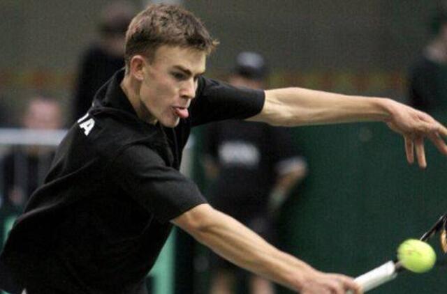 Tenisininkai Laurynas Grigelis ir Oskaras Kalinauskas turnyre Italijoje įveikė pirmąjį barjerą