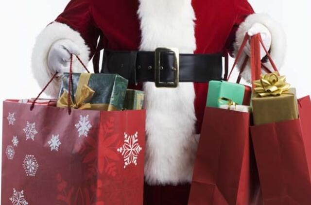 Tyrimas: britai sumažins išlaidas Kalėdoms dešimtadaliu