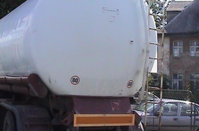 Už įsigytus naftos produktus PVM nemokėjo