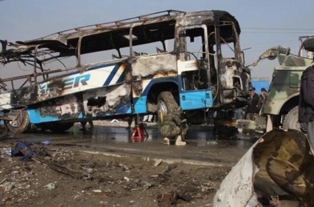 Afganistanas: per išpuolį prieš armijos autobusą Kabule žuvo penki kariai