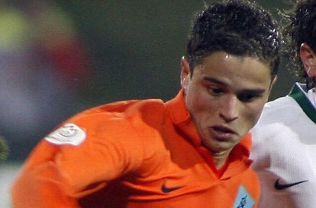 "FC Barcelona" komandą papildė Ibrahimas Afellay iš Eindhoveno PSV