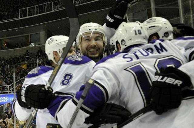 "Kings" ledo ritulininkai pratęsė pergalių seriją iki keturių