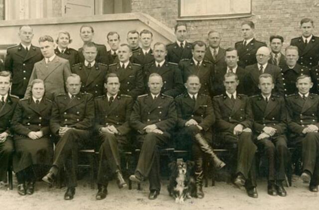 Klaipėdos akvarelės: namai ir žmonės (179)