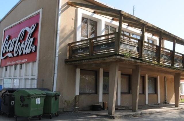 Perkėlai nepavyko parduoti senojo pastato