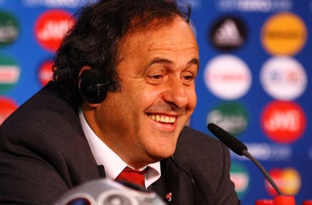 Prancūzas Michelis Platini - vienintelis kandidatas į UEFA boso vietą