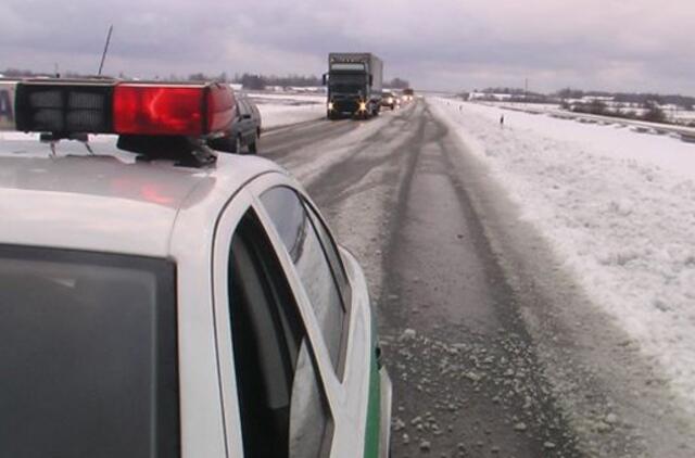 Vairuotojams: Lietuvoje ir lyja, ir pusto