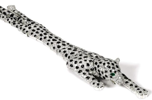 Vindzoro kunigaikštienės Wallis Simpson apyrankė parduota už rekordinę sumą