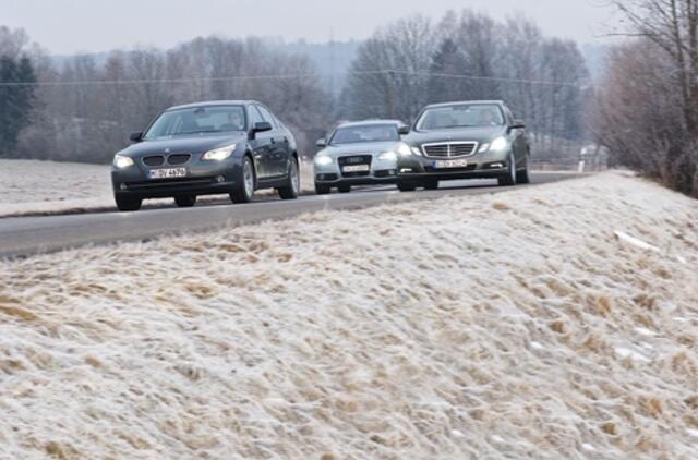 "Vokiškoje trikovėje" kol kas laimi BMW