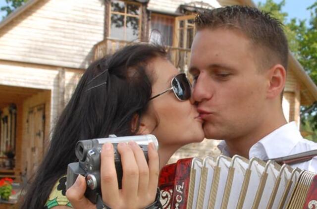 Andrius Rimiškis gimus dukrelei jaučiasi fantastiškai