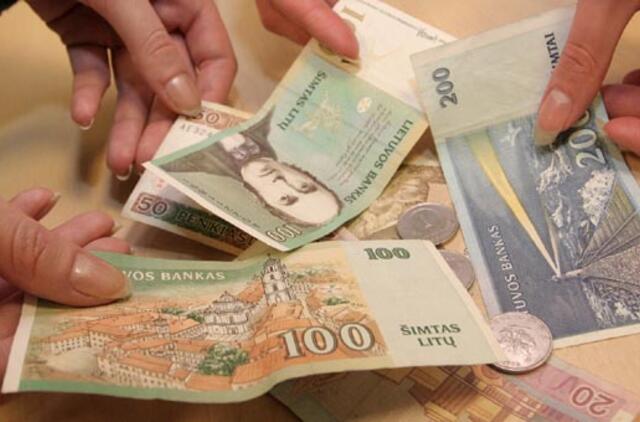 Daugiau nei pusė mokslo daktarų yra patenkinti savo atlyginimu