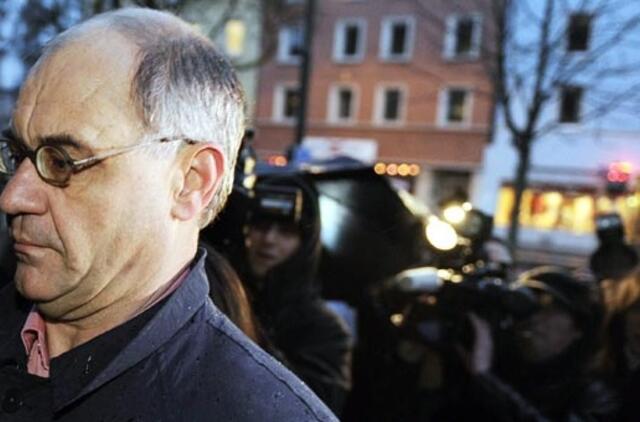 Informaciją "WikiLeaks" atskleidęs bankininkas pripažintas kaltu