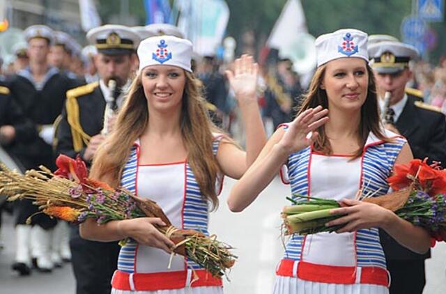 "Klaipėdos šventės" tebelaukia krikšto