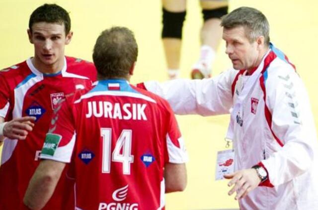 Pasaulio rankinio čempionate nežinomųjų skaičius mažėja