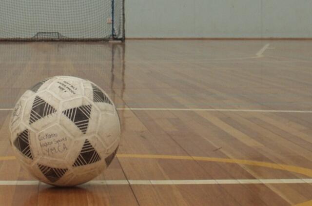 Salės futbolo pirmenybėse prasideda atkrentamosios