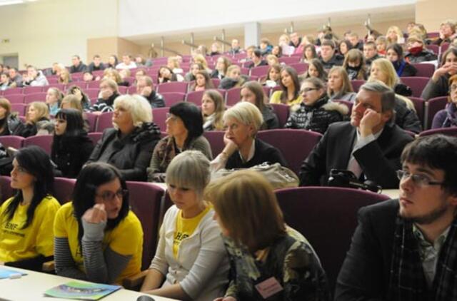 Šalies universitetuose brangiausiai kainuoja pilotų rengimas ir muzika