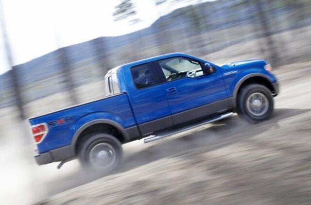 "Ford" atšaukia šimtus tūkstančių F serijos pikapų