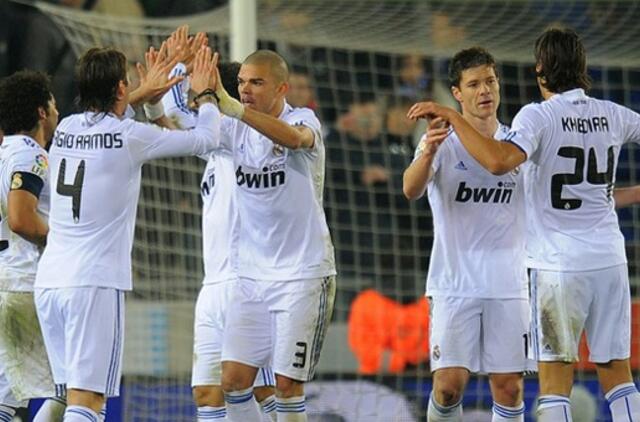 Ispanijos čempionate - "Real" pergalė ir "FC Barcelona" lygiosios