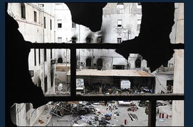 Libijoje nužudyta 130 prieš Kadafio režimą maištavusių kareivių