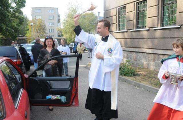 Saugumą kelyje bandys skiepyti ir Bažnyčia