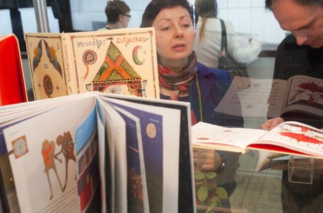 Spaustuves gelbėja eksportas