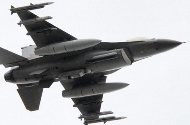 Britai skelbia, kad Muamaro Kadafio karinės oro pajėgos nugalėtos