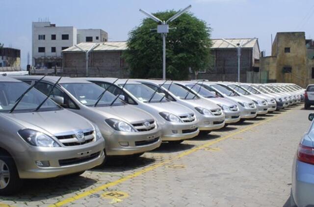 Europoje naujų automobilių pardavimo rinka išaugo pirmą kartą per dešimt mėnesių