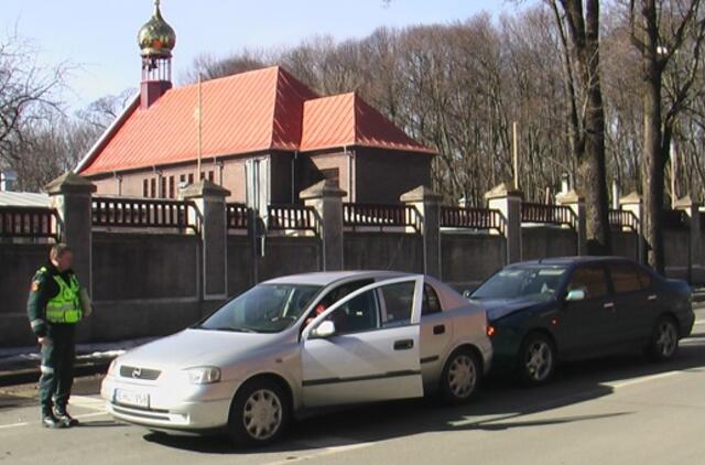 Klaipėdos gatvėse - avarijų virtinė