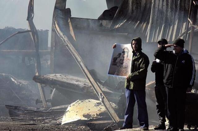 Tarptautinė koalicija tęsia oro atakas Libijoje