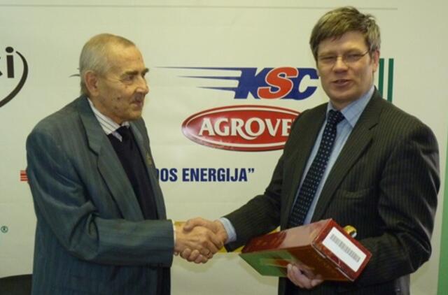 Valentinui Dragašiui - Sporto garbės kryžius