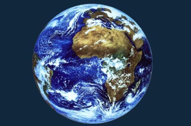 Žemės drebėjimas Japonijoje pakeitė planetos sukimosi ašį