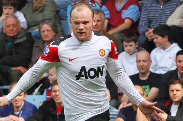 Anglijos čempionate - sunki "Manchester United" pergalė