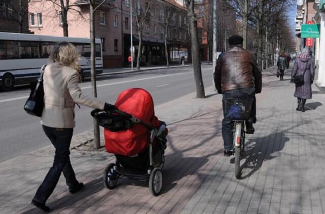 Darbdaviai nebegalės diskriminuoti dėl ketinimų turėti vaikų