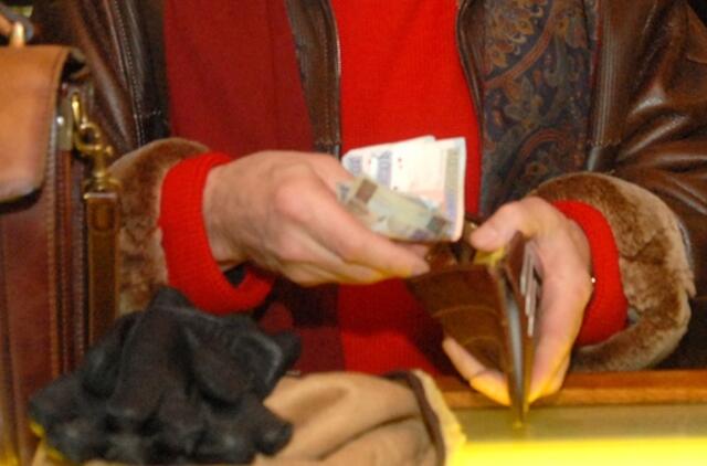 Lietuviai vis dar labiau linkę gyventi šia diena