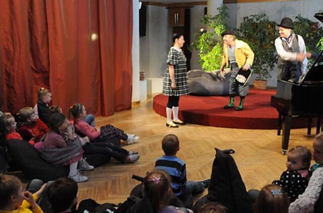 Muzika, kurioje girdisi dramblių trepsėjimas