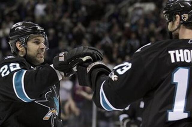 NHL čempionate - "Sharks" ir "Rangers" pergalės