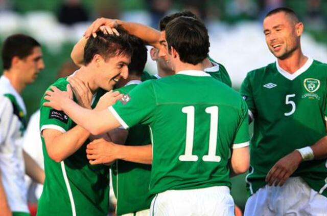 Airijos futbolininkai sutriuškino Šiaurės Airijos komandą