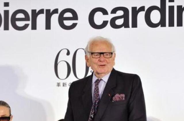 Pierre Cardin parduos savo verslą už milijardą eurų