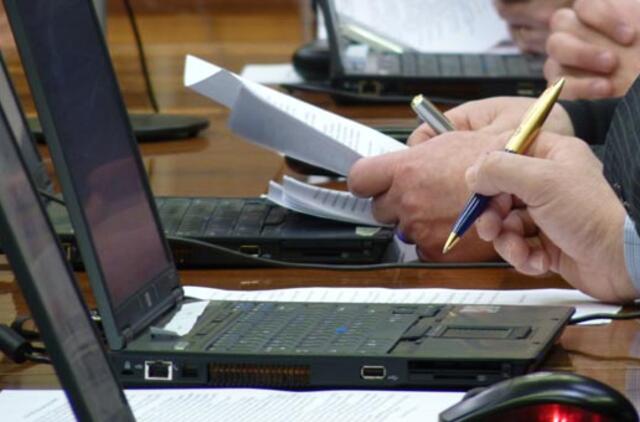 Seimo nariai raginami paremti balsavimą internetu