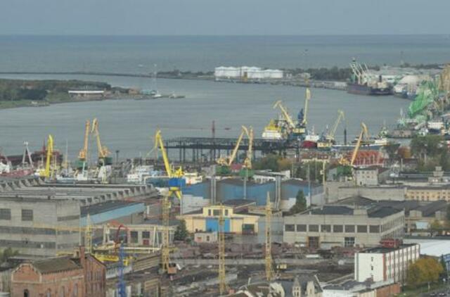 Dirbti uoste nori tik užsienio kompanijos