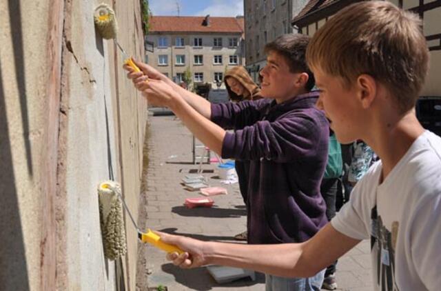 Grafitininkų menui - dvi sienos