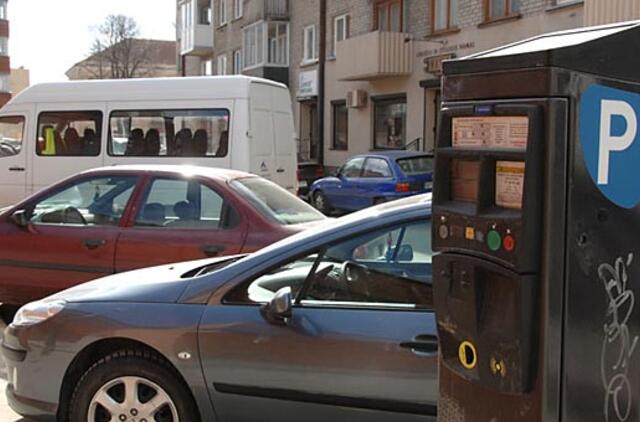 Žinia apie automobilio "fotosesiją" - ir po pusmečio